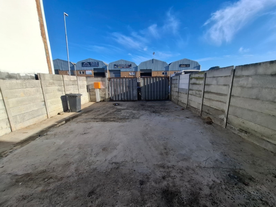 To Let Commercial Property for Rent in Stikland Industrial Western Cape